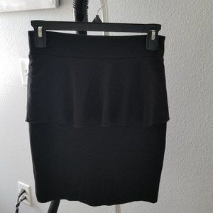 Black xs Kensie Skirt with peplum